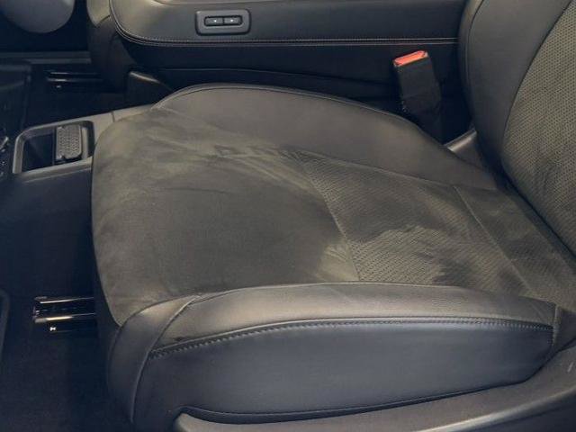 Certified 2024 Nissan Ariya FWD image 16