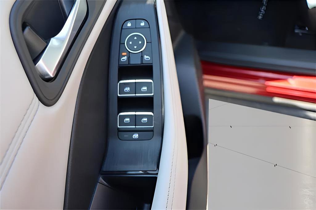 Used 2024 Nissan Rogue SL image 18