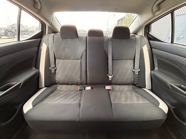 Used 2021 Nissan Versa SV FWD image 30