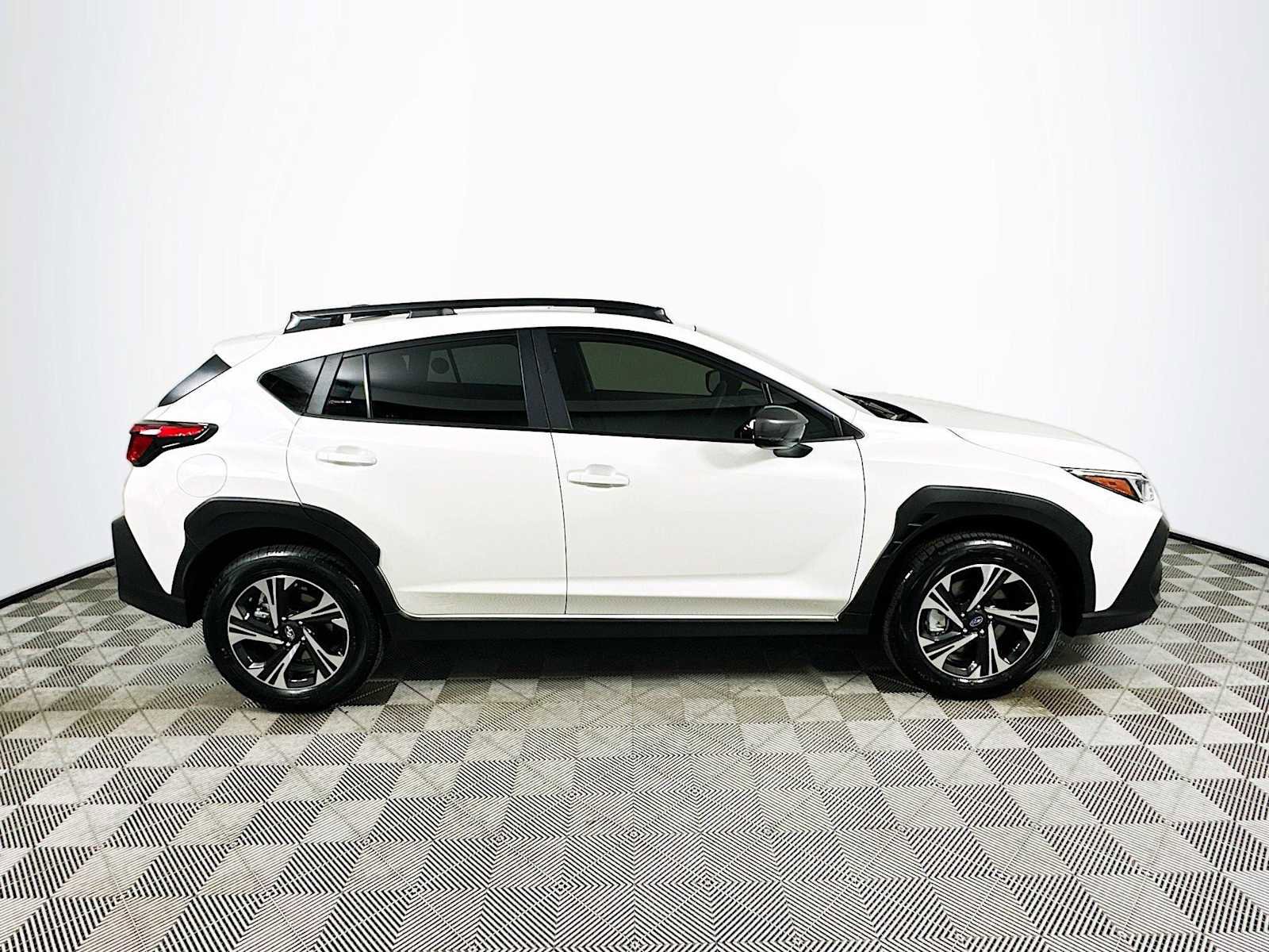 Certified 2025 Subaru Crosstrek 2.0i Premium image 8