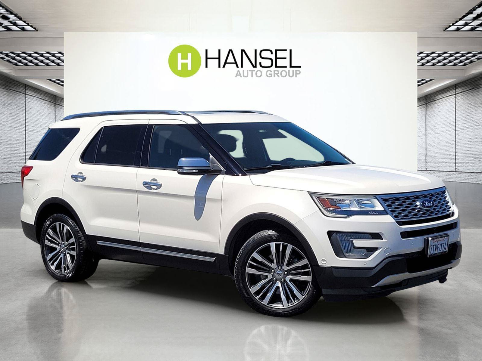 Used 2016 Ford Explorer Platinum AWD/4WD image 1