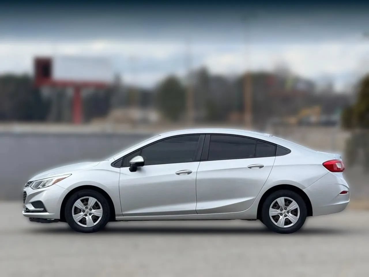 Used 2018 Chevrolet Cruze LS FWD image 8