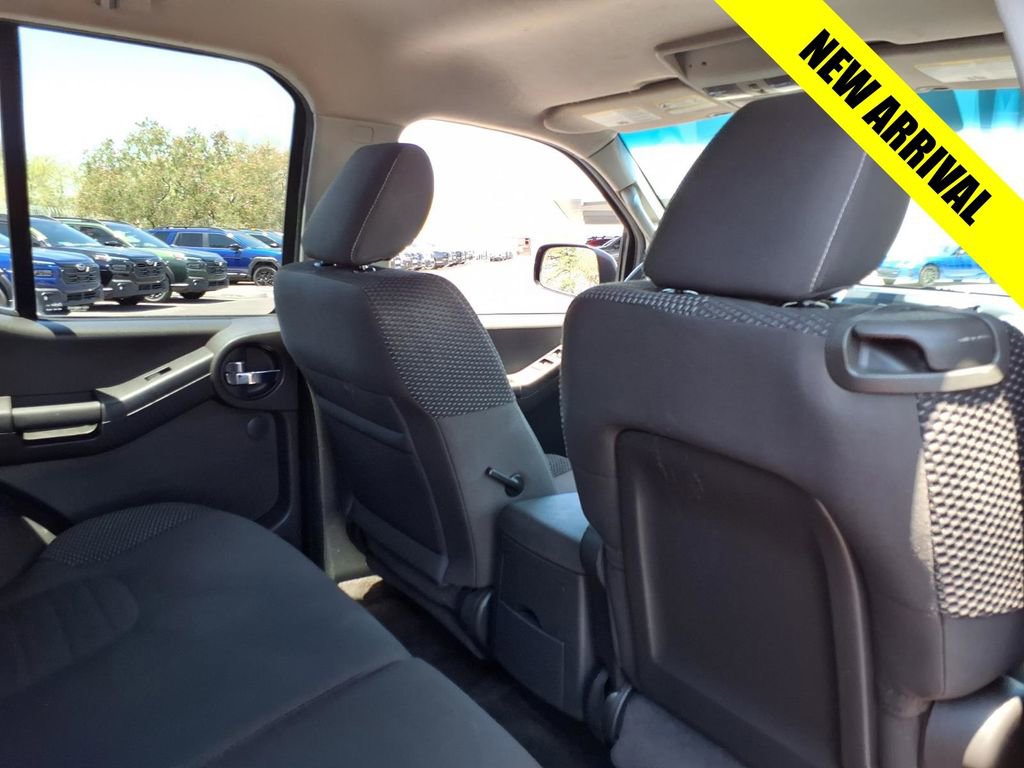 Used 2013 Nissan Xterra PRO-4X AWD/4WD image 20