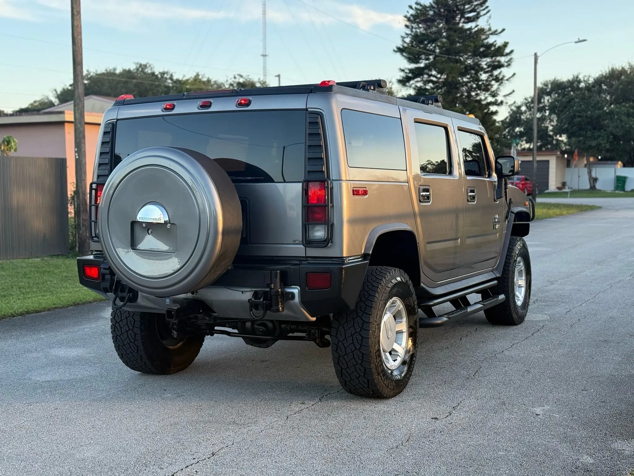 Used 2008 HUMMER H2 AWD/4WD image 3