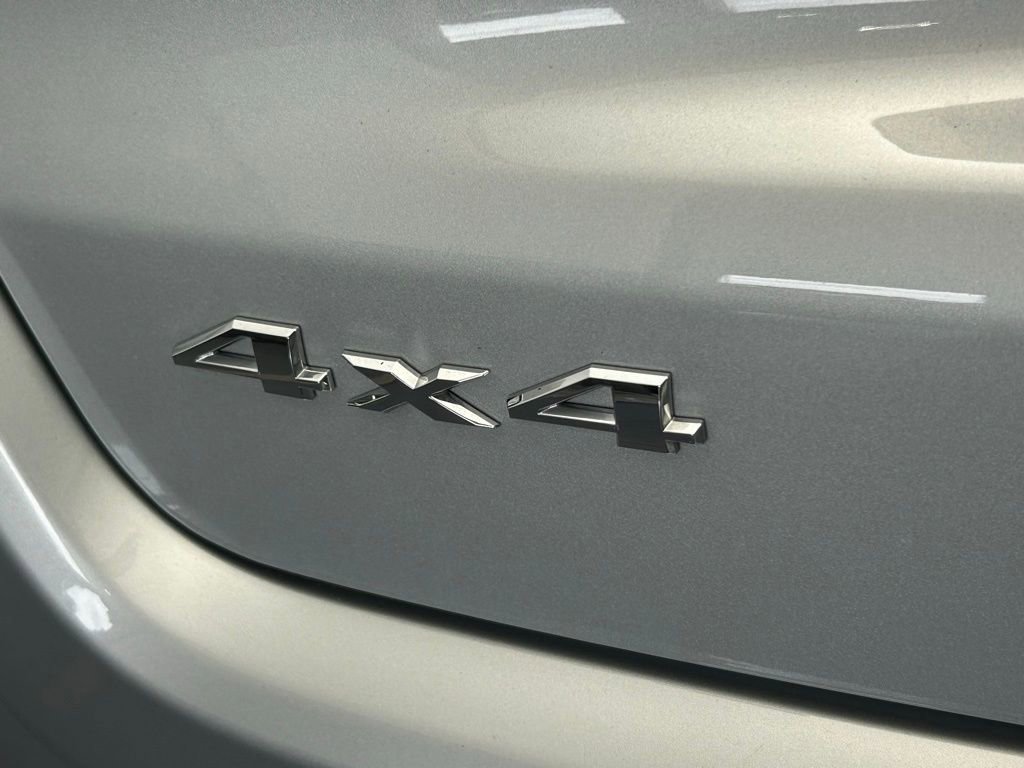 Used 2024 Jeep Compass Latitude AWD/4WD image 31