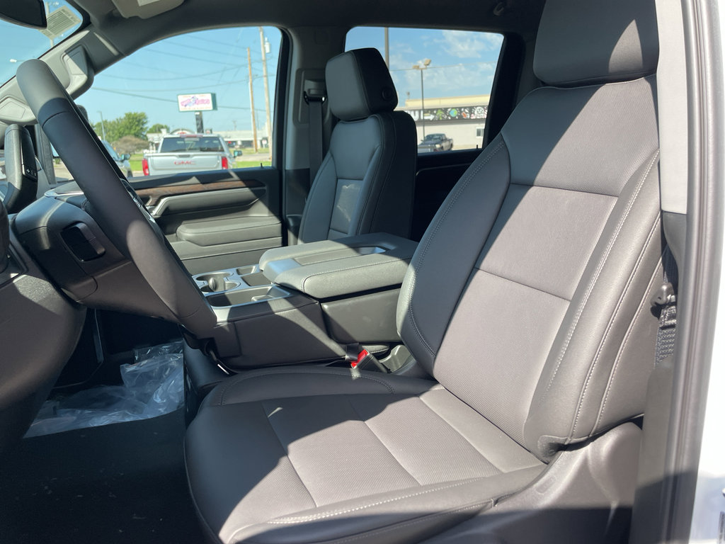 New 2025 GMC Sierra 2500 SLT image 18