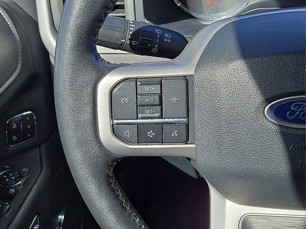 Used 2024 Ford Expedition XLT image 19