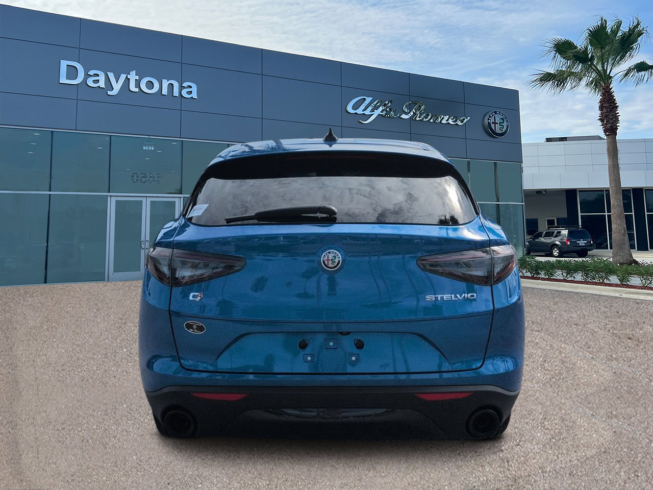 New 2026 Alfa Romeo Stelvio Sprint w/ Convenience Package AWD/4WD image 4