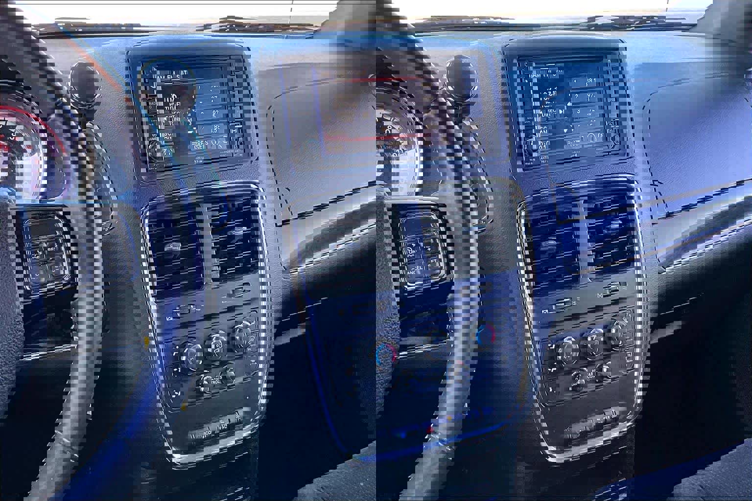 Used 2016 Dodge Grand Caravan SE image 5