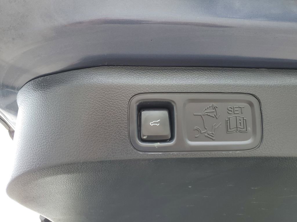 Used 2022 Ford Expedition Max XLT RWD image 8