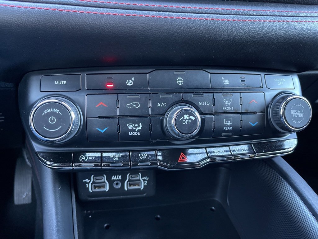 Used 2024 Dodge Durango GT image 16