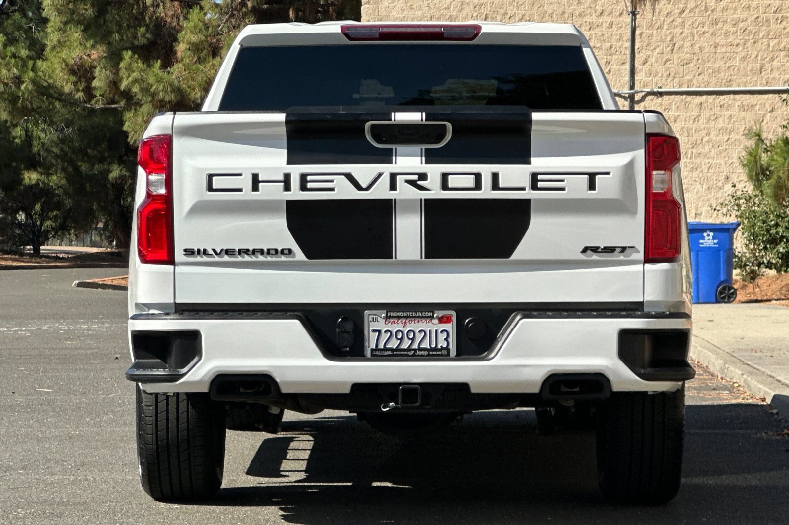 Used 2023 Chevrolet Silverado 1500 RST w/ Rally Edition AWD/4WD image 4