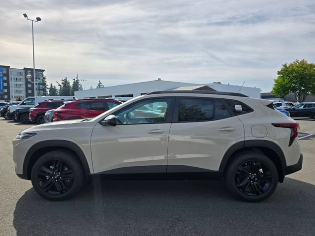 New 2026 Chevrolet Trax ACTIV FWD image 2
