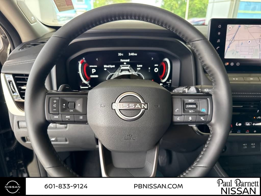 New 2025 Nissan Rogue Platinum w/ Tech Package image 18