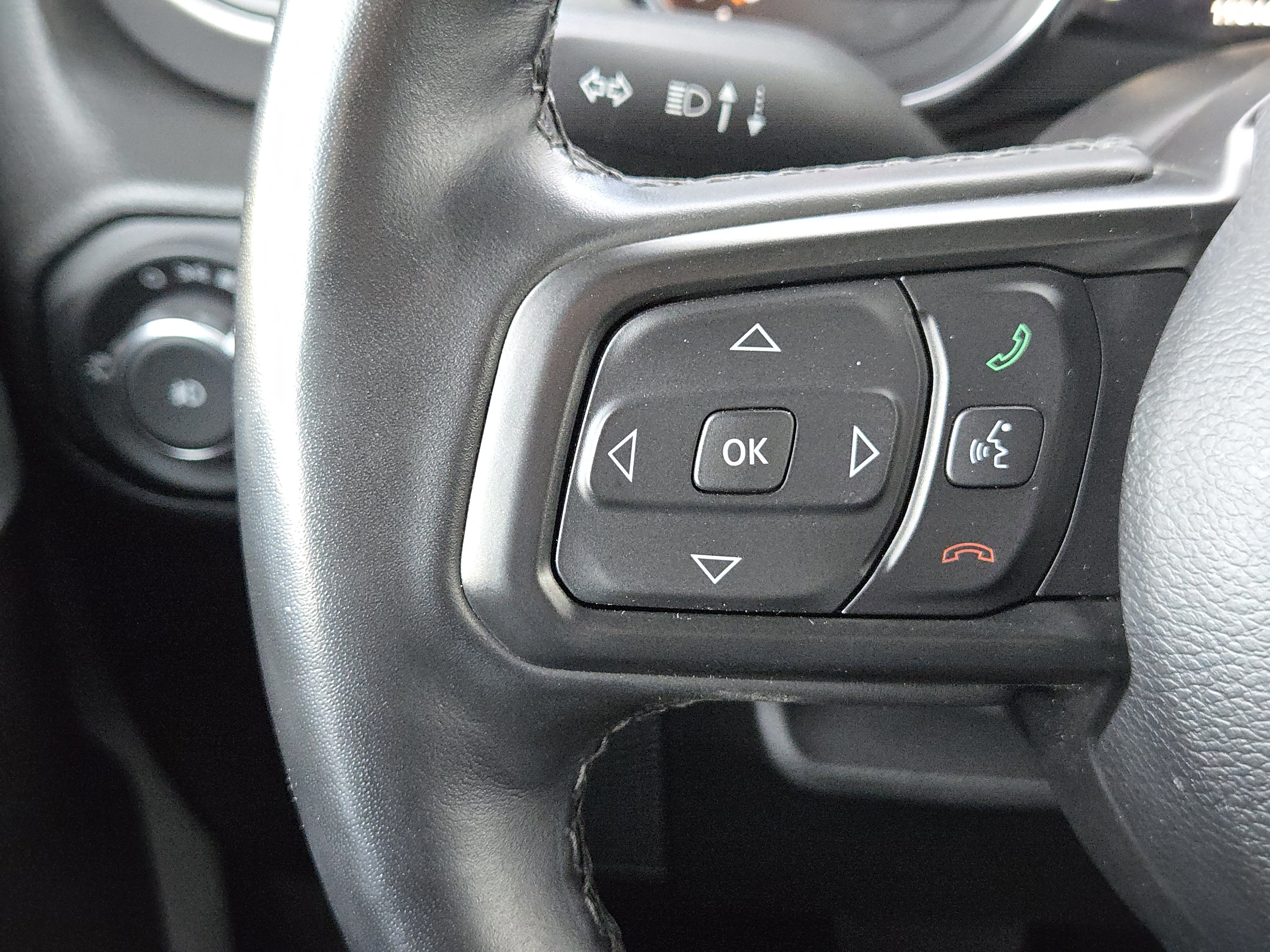 Used 2022 Jeep Wrangler Unlimited Sport w/ Sun And Sound Package image 26