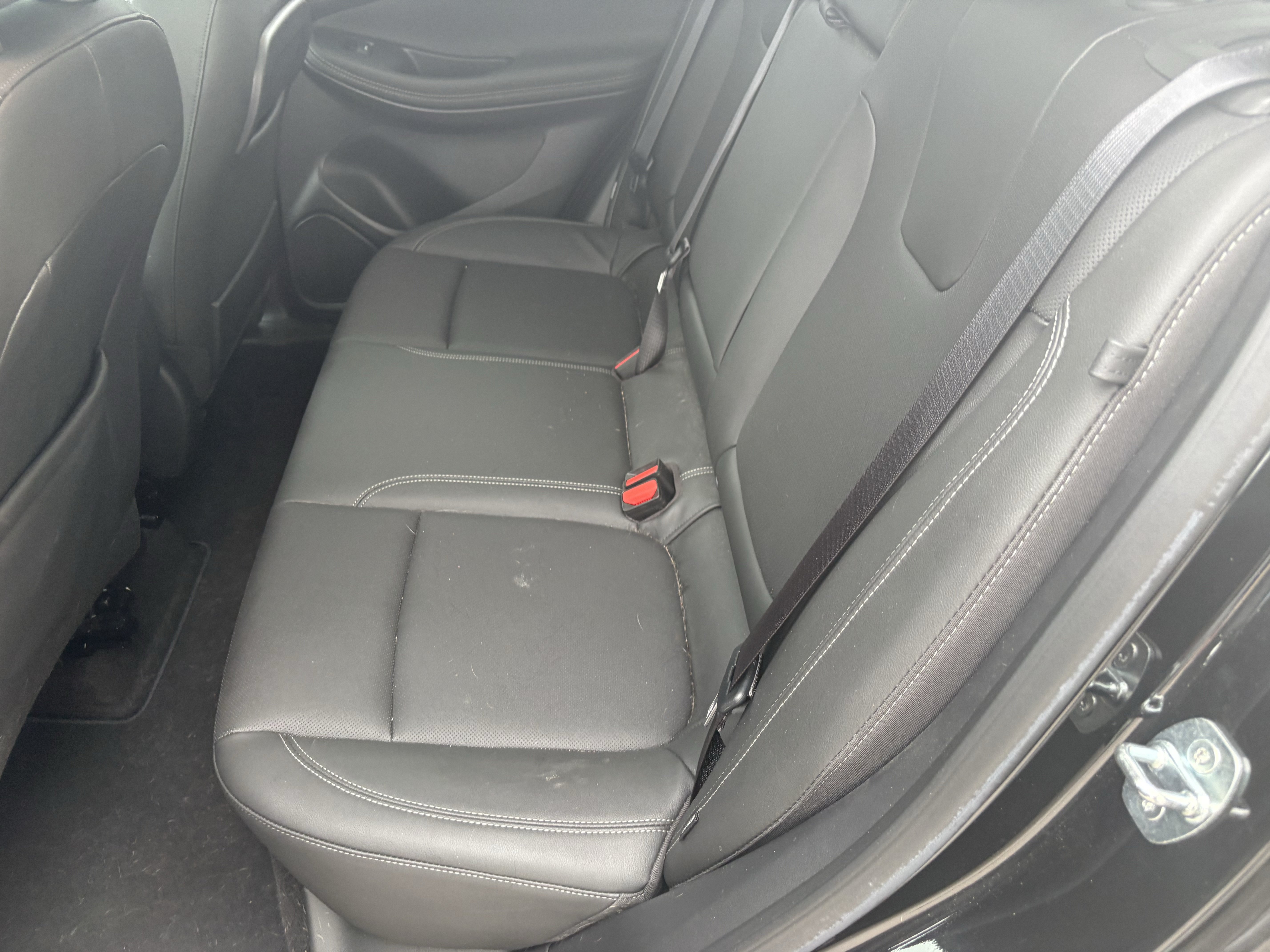 Certified 2024 Buick Encore GX Sport Touring w/ Experience Buick Package FWD image 9