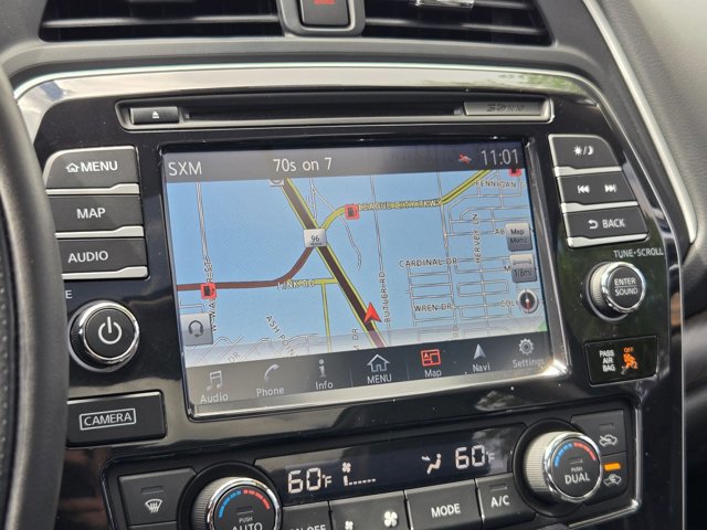 Used 2017 Nissan Maxima Platinum image 12