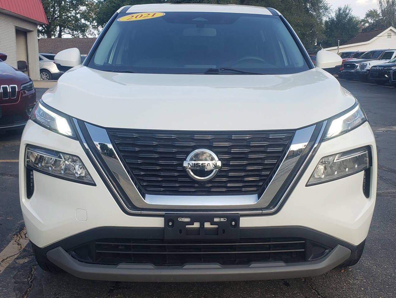 Used 2021 Nissan Rogue SV AWD/4WD image 7