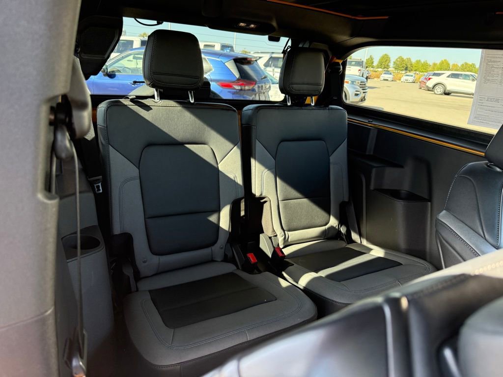 Used 2022 Ford Bronco Black Diamond image 15