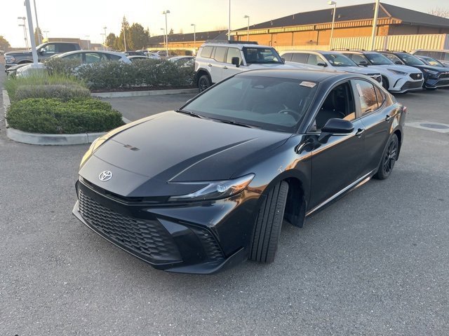 Used 2025 Toyota Camry SE
