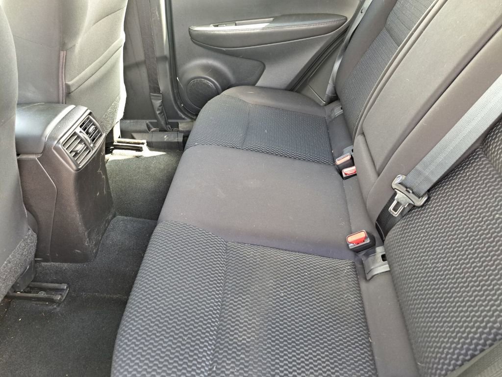 Used 2022 Nissan Rogue Sport S image 21