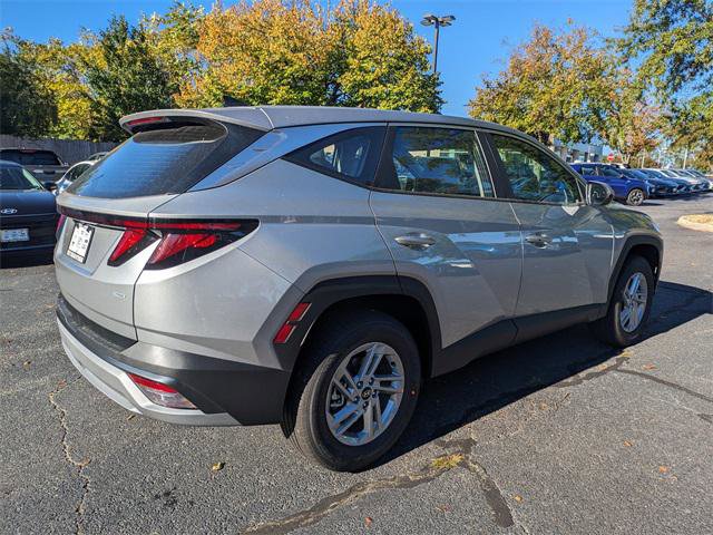 New 2026 Hyundai Tucson SE image 4