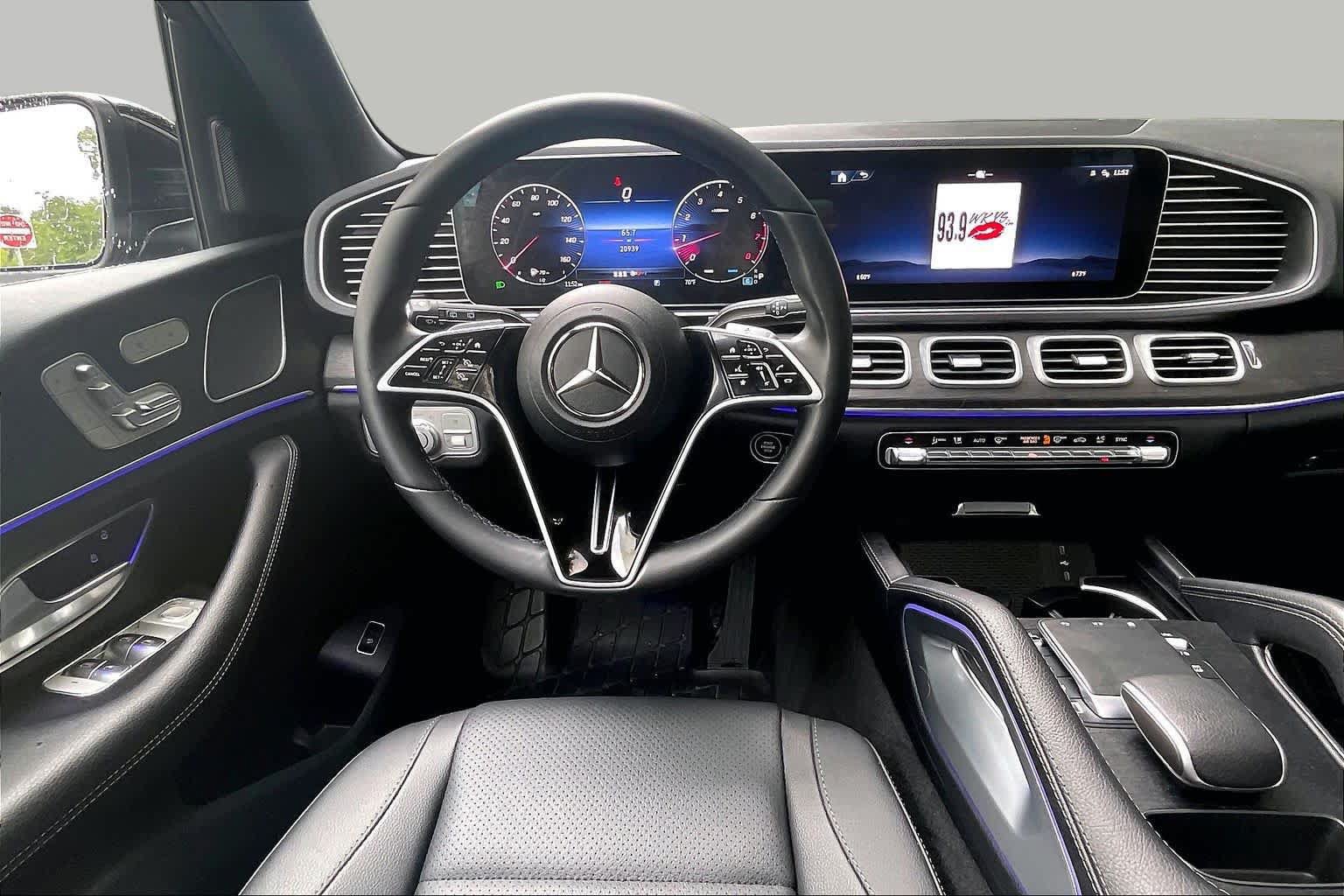 Used 2025 Mercedes-Benz GLE 350 4MATIC image 5