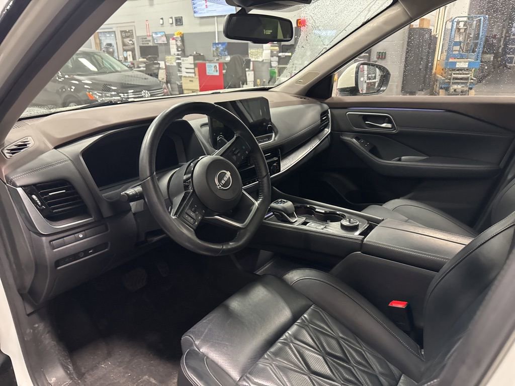 Certified 2023 Nissan Rogue Platinum image 9