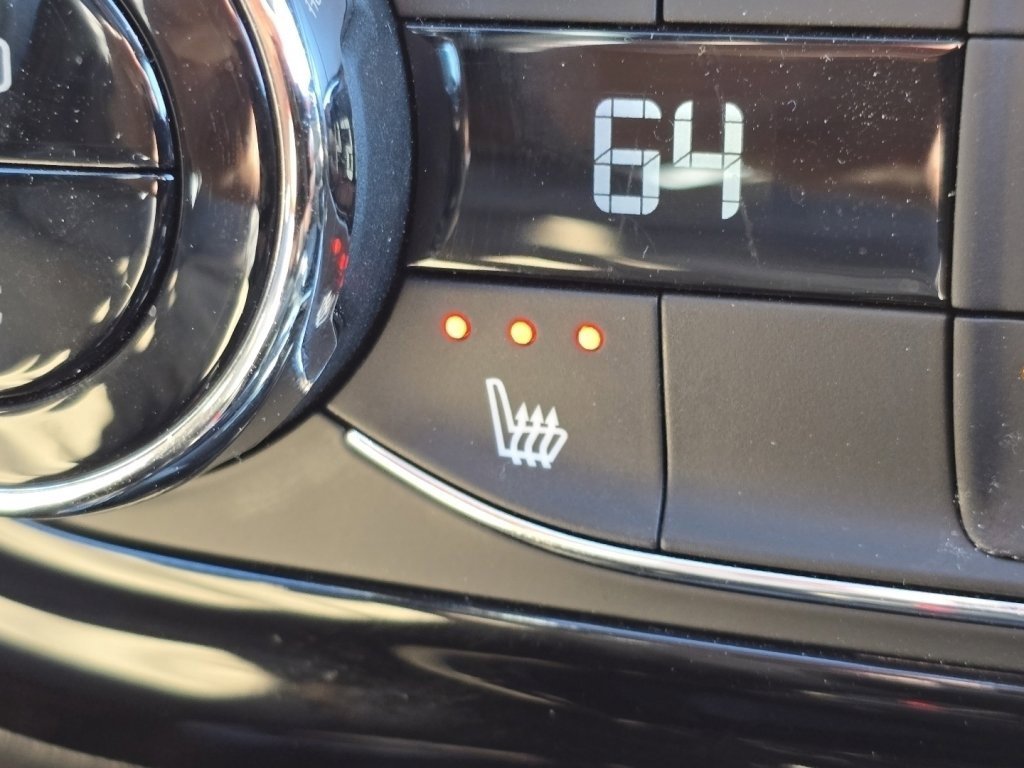 Used 2025 Chevrolet Trax ACTIV w/ Sunroof Package image 5