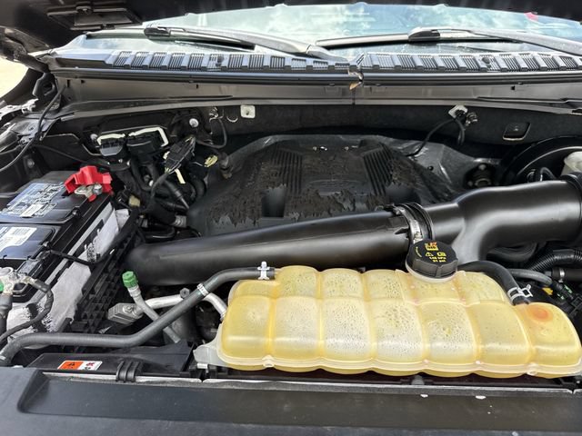 Used 2019 Ford Expedition XLT w/ Equipment Group 202A RWD image 35