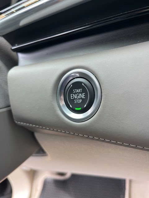 Certified 2023 Cadillac Escalade ESV Premium Luxury Platinum RWD image 24