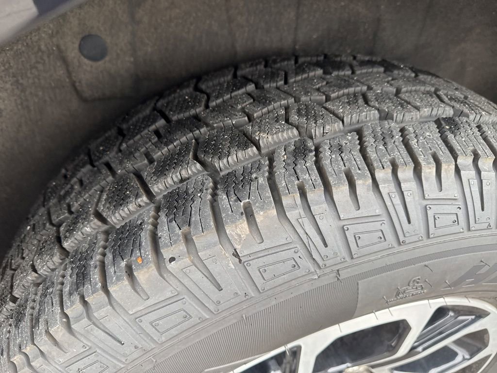 Used 2024 Ford Expedition XLT image 48