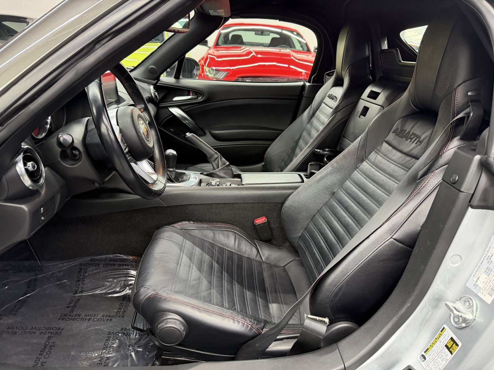 Used 2019 FIAT 124 Spider Abarth w/ Convenience Group image 19