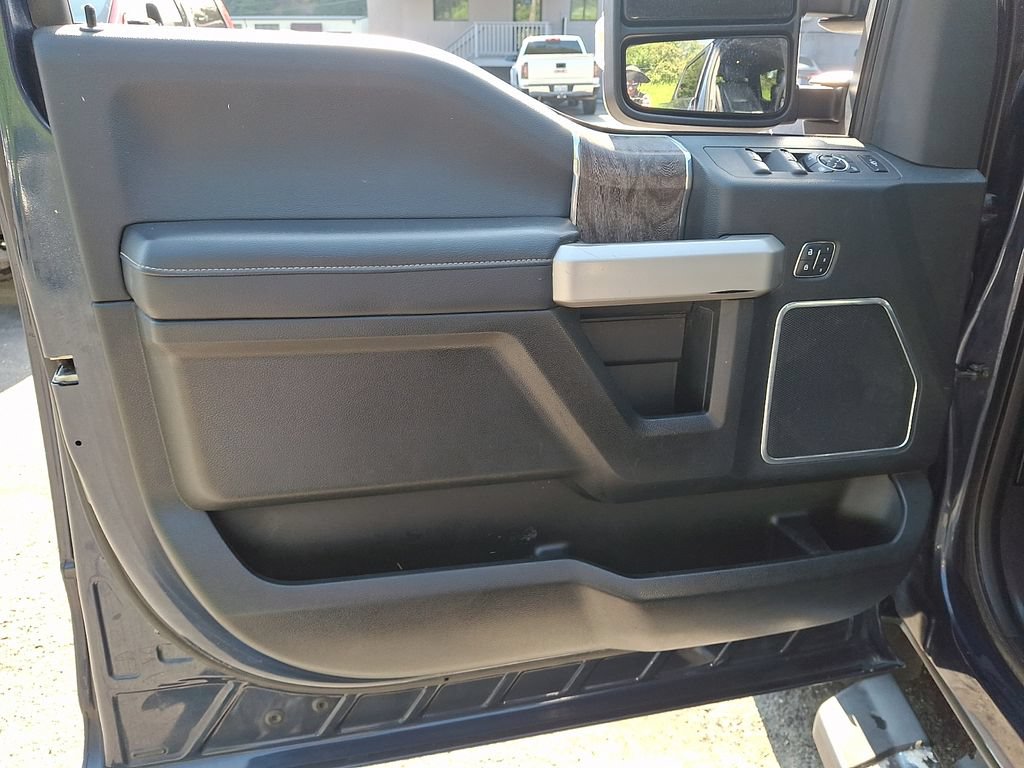 Used 2018 Ford F350 Lariat w/ Lariat Ultimate Package AWD/4WD image 12