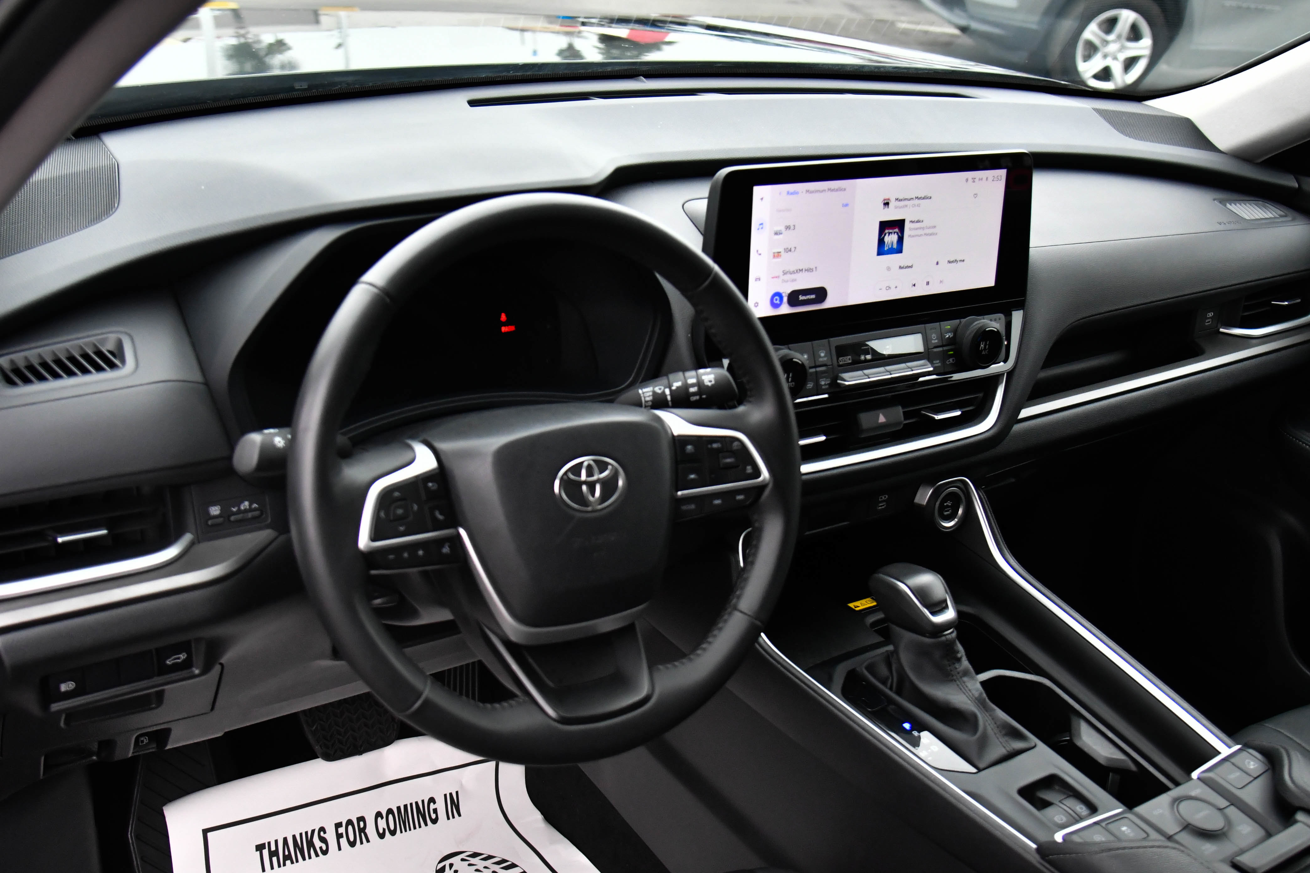 Used 2025 Toyota Grand Highlander AWD image 16