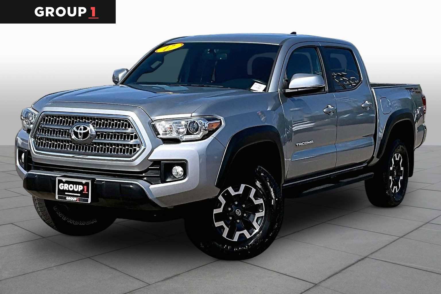 Used 2017 Toyota Tacoma TRD Off-Road RWD video 1