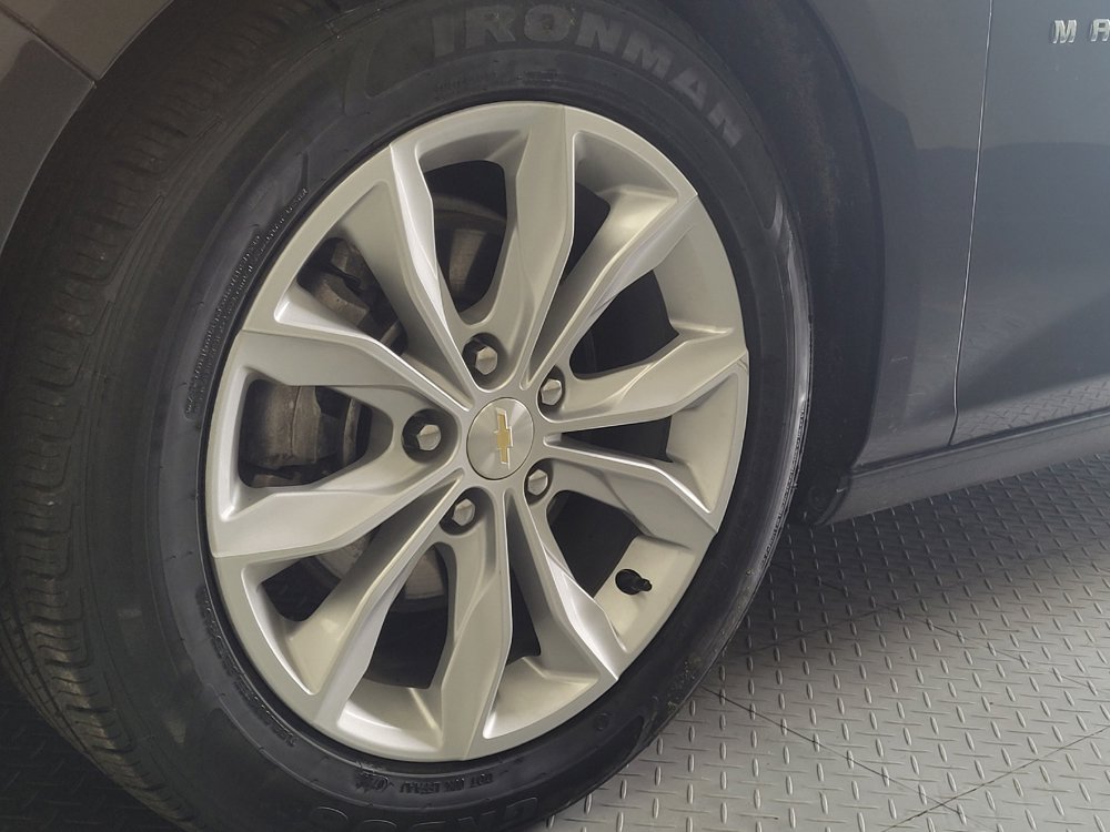 Used 2022 Chevrolet Malibu LT FWD image 31