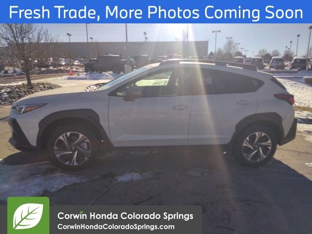 Used 2024 Subaru Crosstrek 2.0i Premium image 2