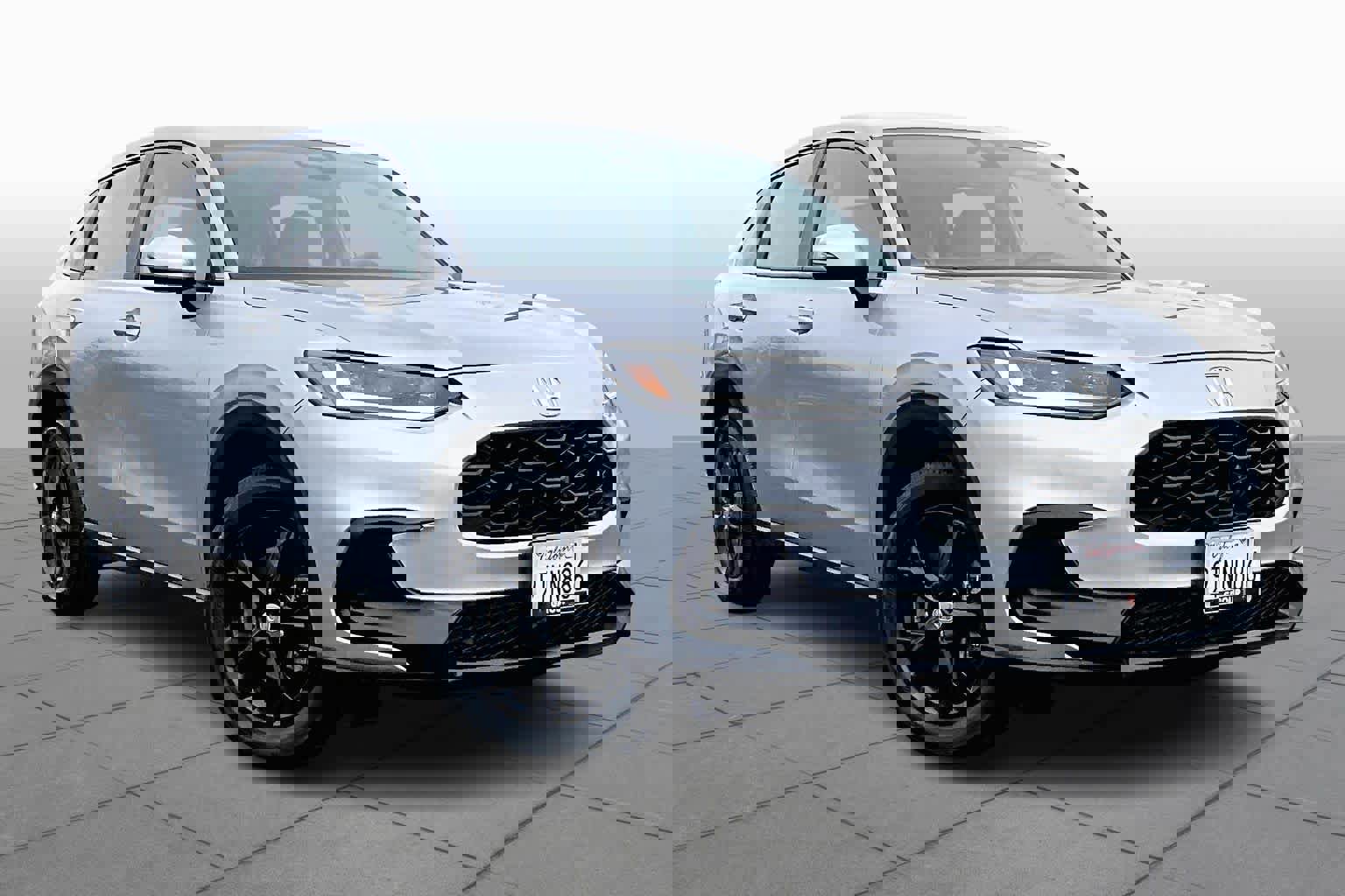 Certified 2025 Honda HR-V LX image 2