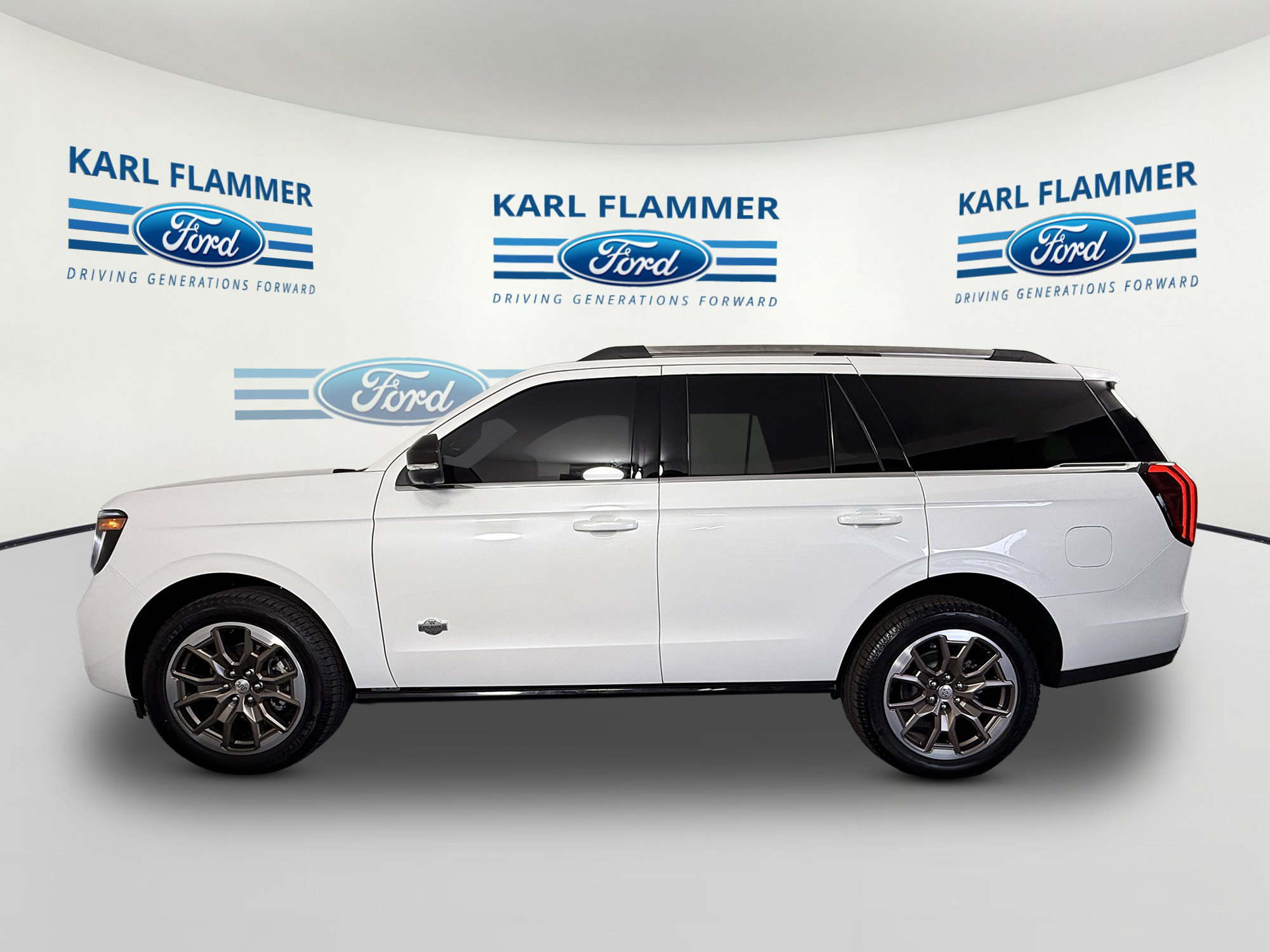 Certified 2025 Ford Expedition King Ranch AWD/4WD image 5