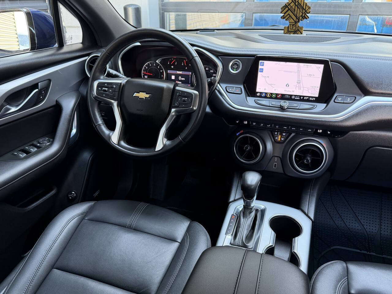 Used 2022 Chevrolet Blazer LT w/ Sound & Technology Package AWD/4WD image 22