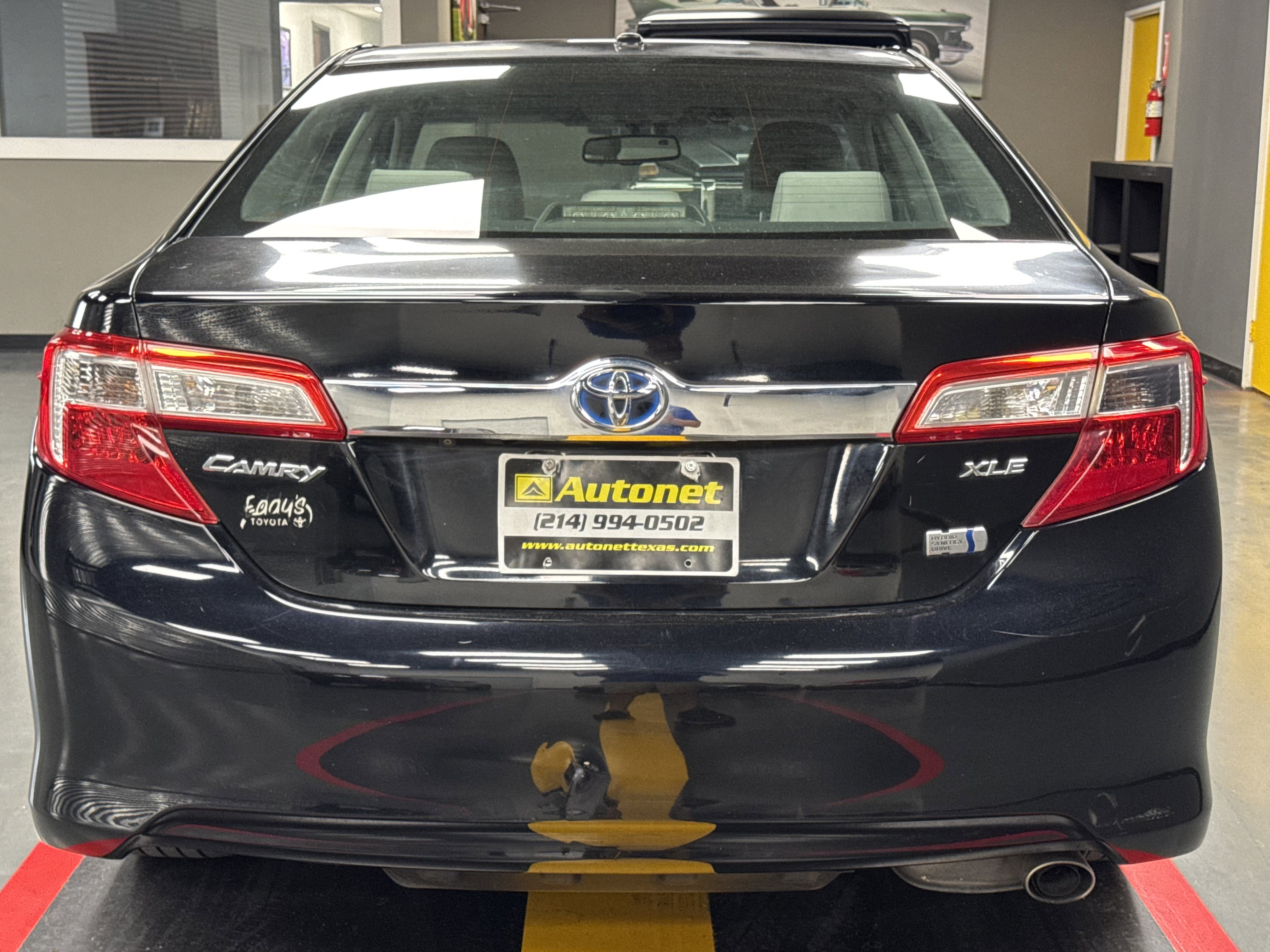 Used 2013 Toyota Camry LE image 5