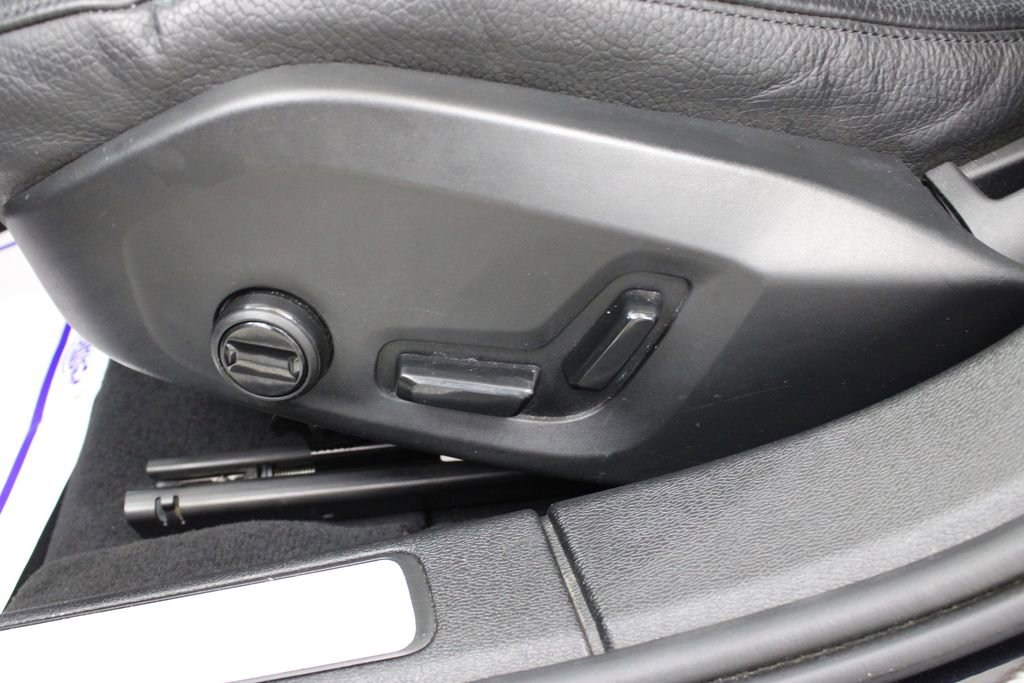 Used 2024 Volvo S60 B5 Plus AWD/4WD image 21