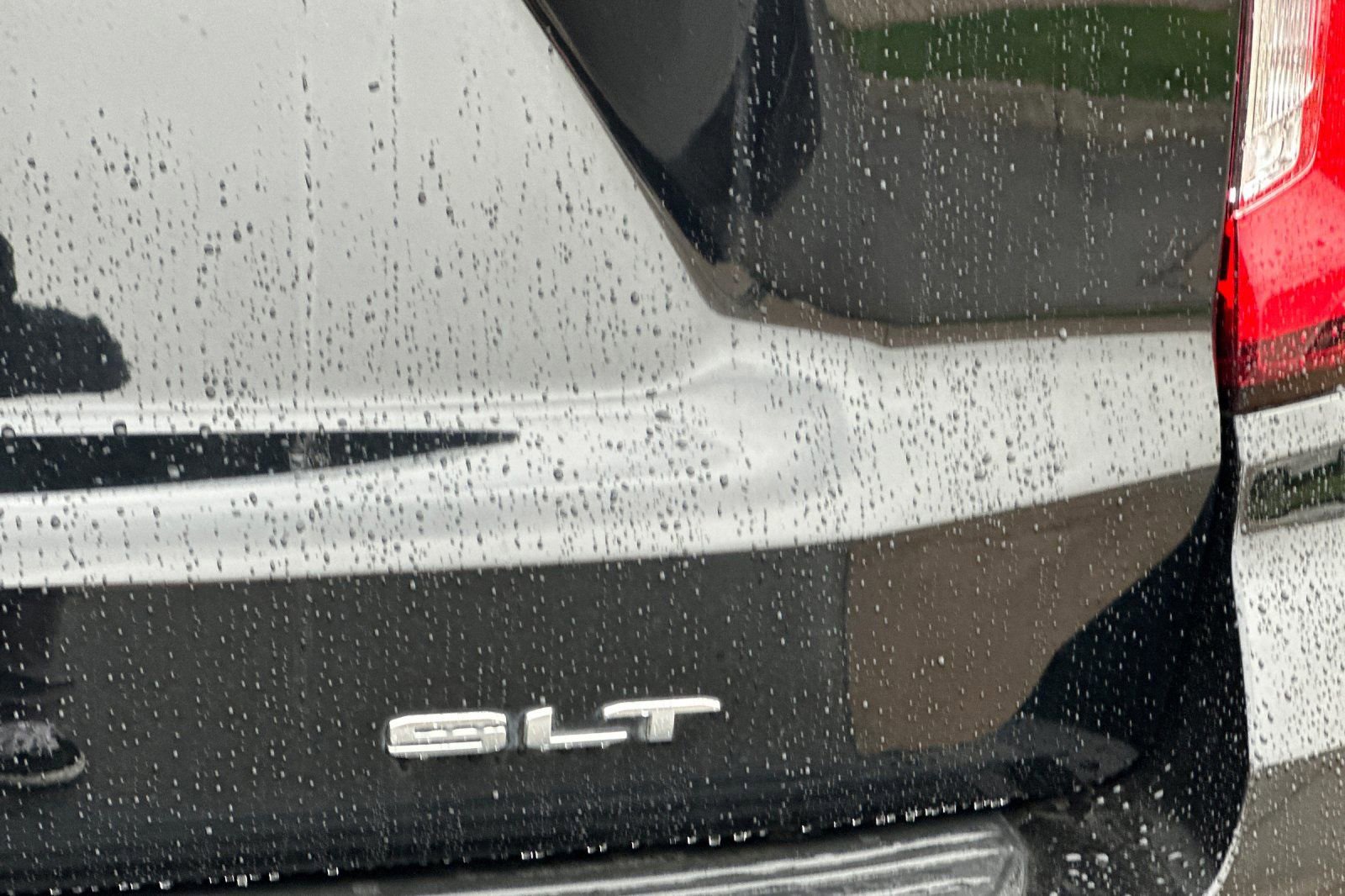 Used 2021 GMC Yukon SLT w/ Rear Media and Nav Package image 31