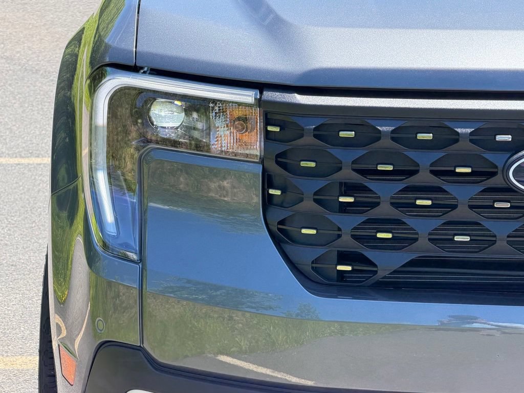 New 2026 Ford Maverick Lariat AWD/4WD image 2