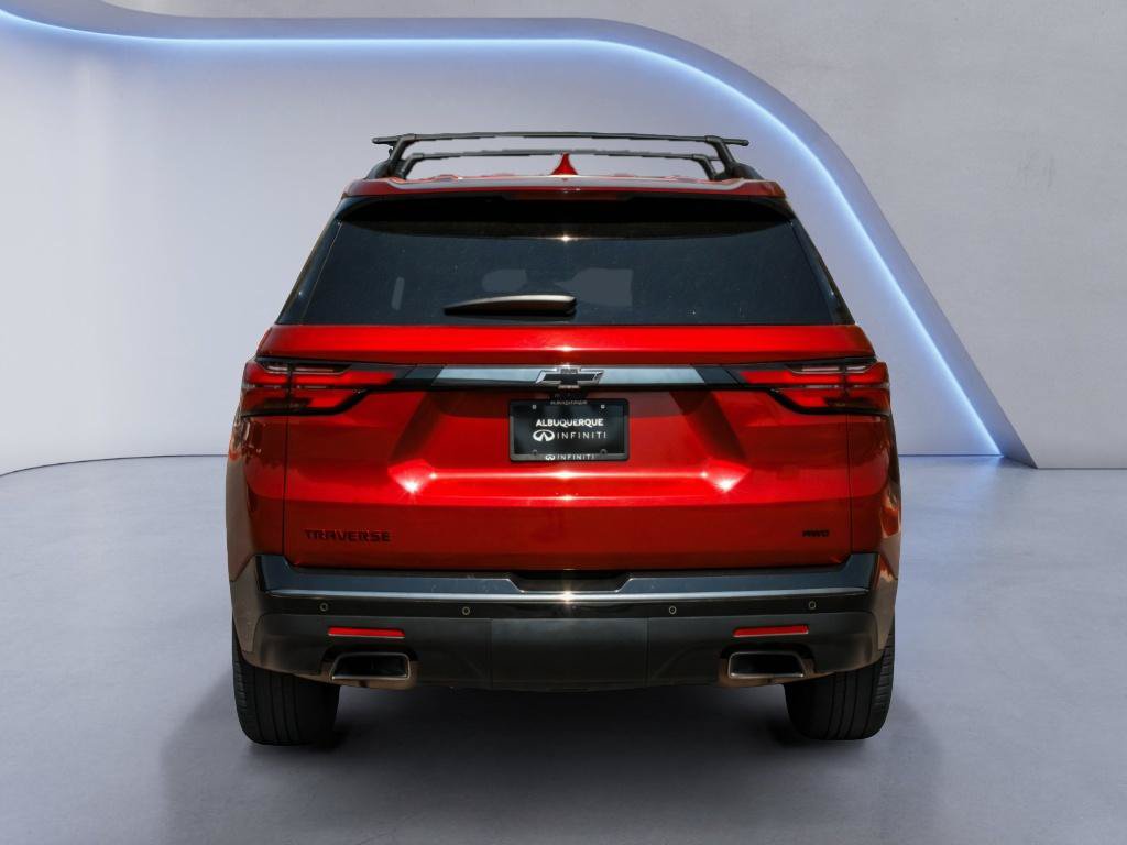 Used 2022 Chevrolet Traverse Premier w/ Redline Edition AWD/4WD image 6