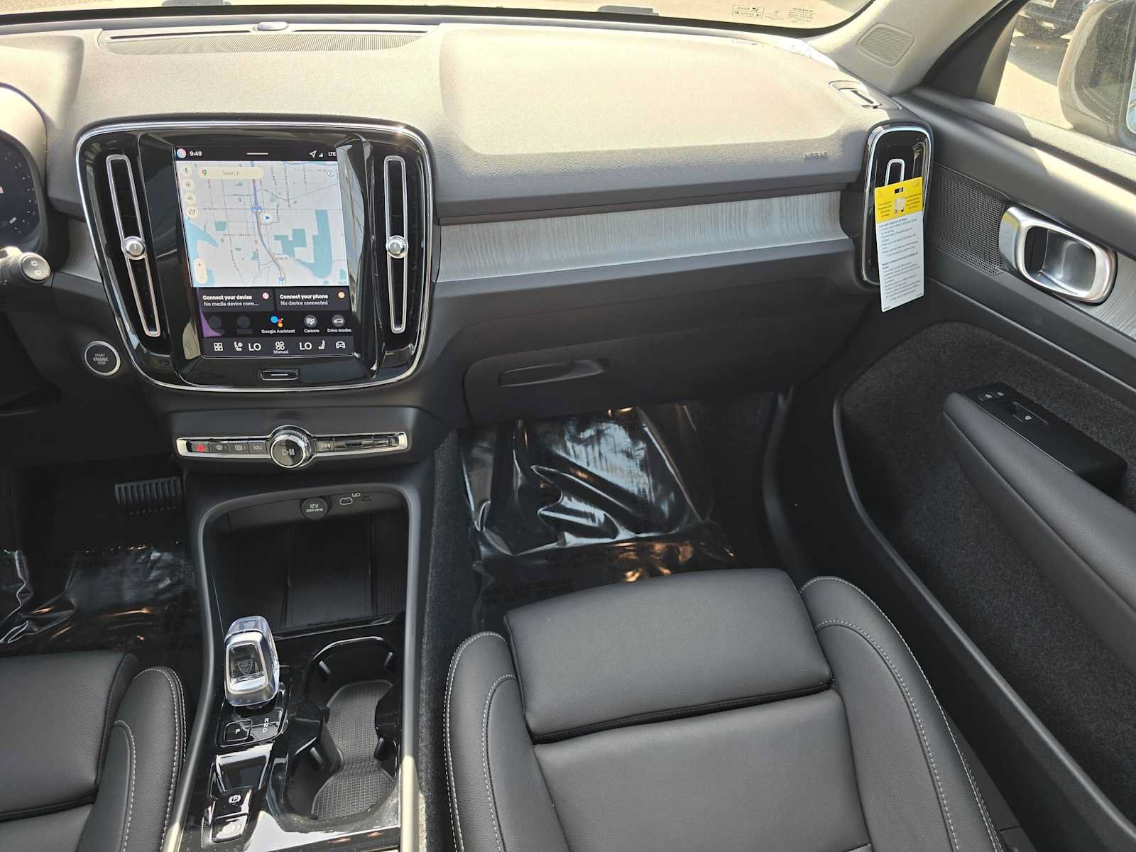 Used 2026 Volvo XC40 B5 Plus w/ Protection Package Premier AWD/4WD image 16