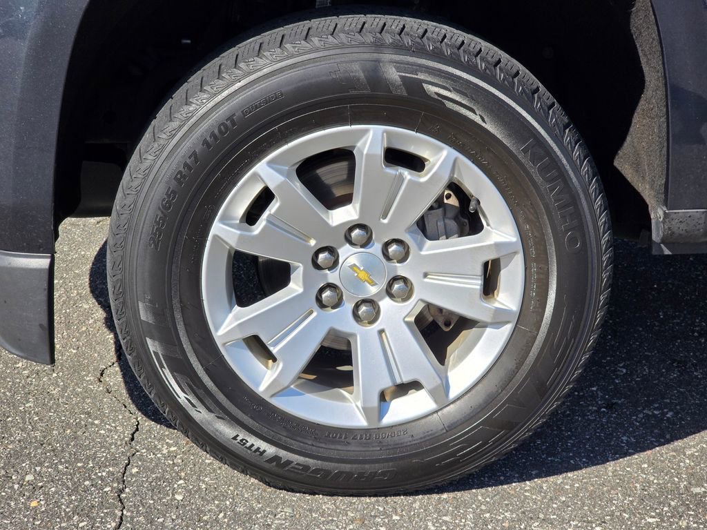 Used 2019 Chevrolet Colorado LT w/ Luxury Package, Chrome AWD/4WD image 11