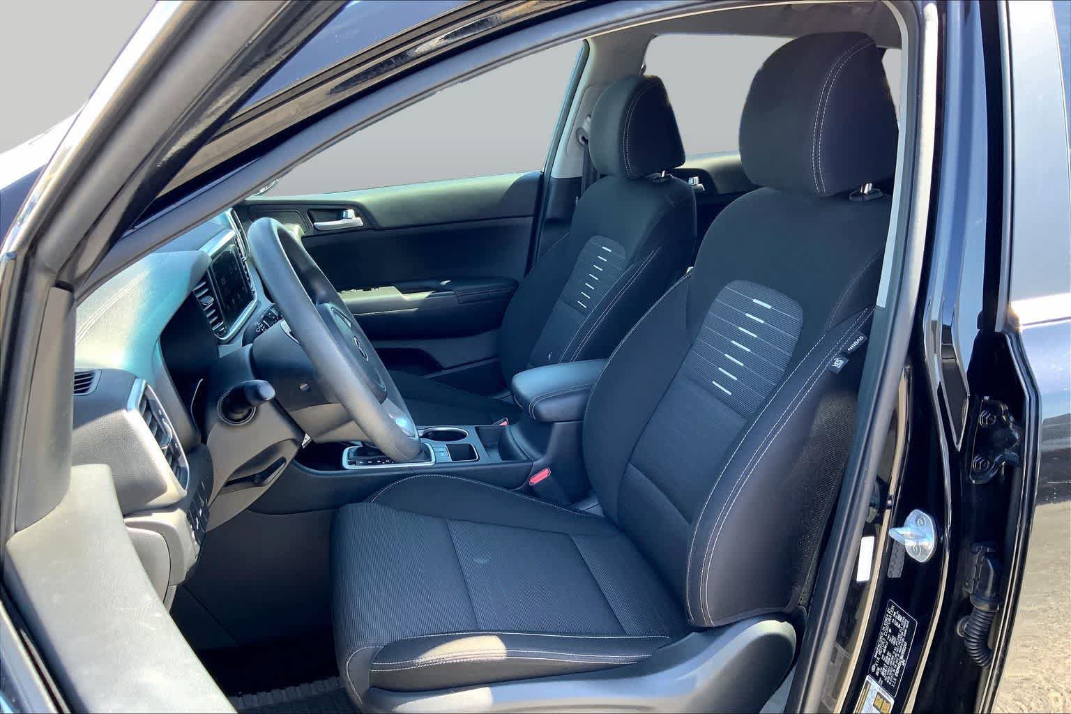 Used 2021 Kia Sportage LX w/ LX Fwd Popular Package image 8