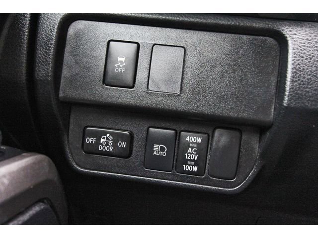 Used 2021 Toyota Tacoma SR5 w/ Trail Edition AWD/4WD image 21
